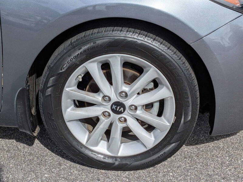 2017 Kia Forte S