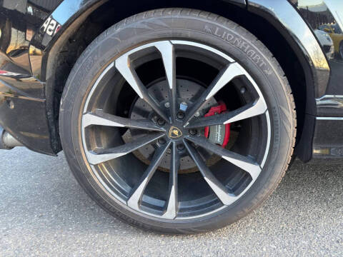 2020 Lamborghini Urus