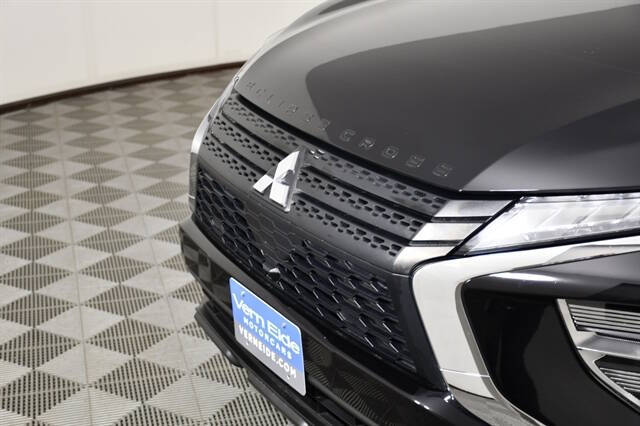 2024 Mitsubishi Eclipse Cross LE
