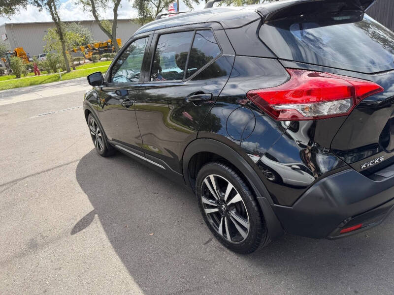 2018 Nissan Kicks SR