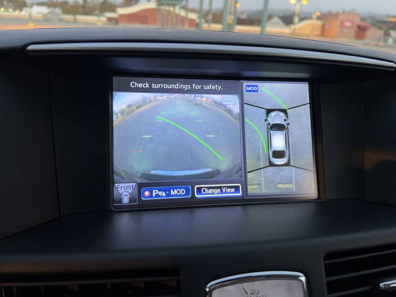 2017 Infiniti Q70L 3.7