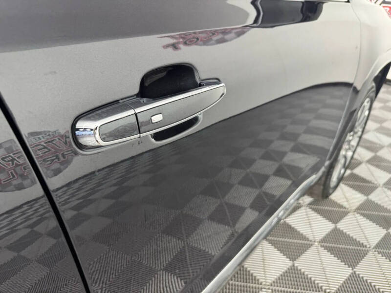 2022 GMC Acadia Denali