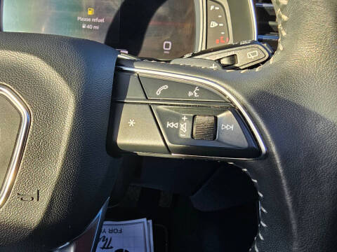 2020 Audi Q8 quattro Premium Plus 55 TFSI