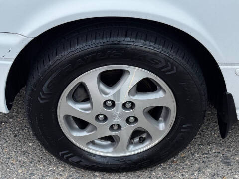 1999 Toyota Camry LE V6