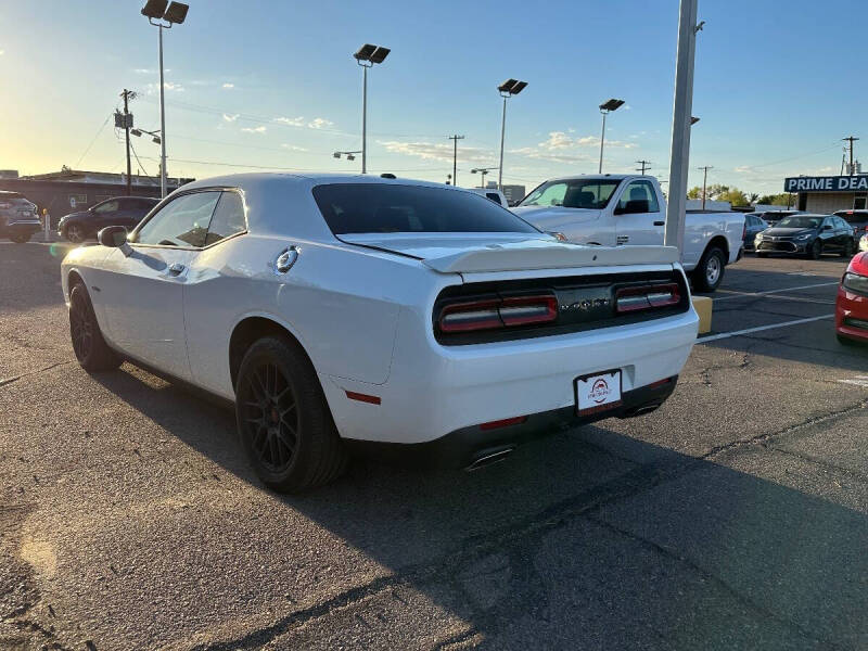 2020 Dodge Challenger SXT