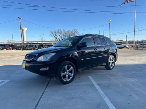 2005 Lexus RX 330 for sale at Bostick's Auto & Truck Sales LLC in Brownwood TX