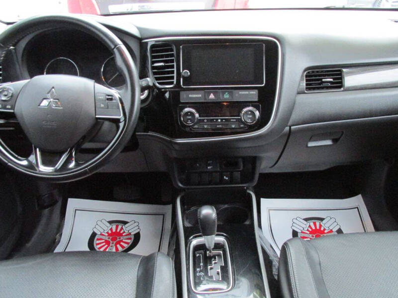 2018 Mitsubishi Outlander SEL