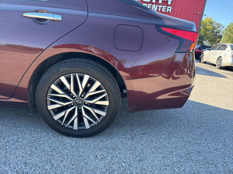 2023 Nissan Altima 2.5 SV