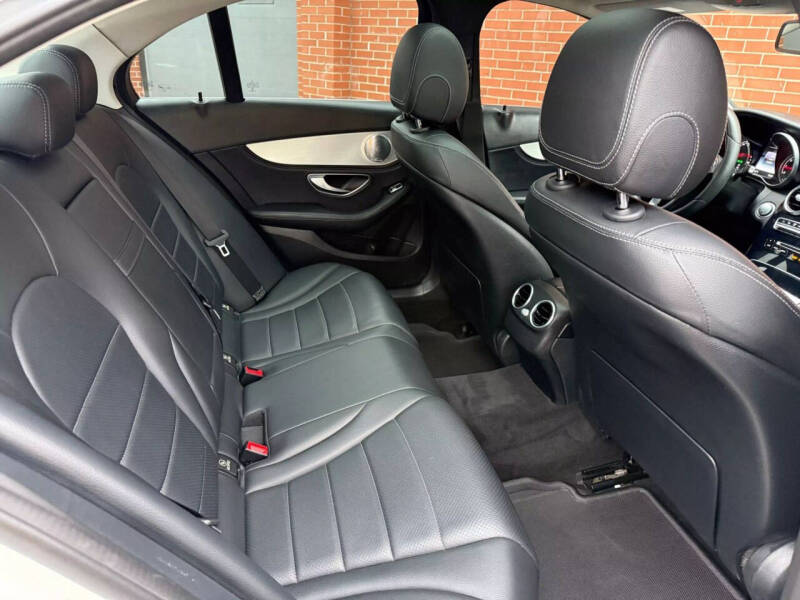 2016 Mercedes-Benz C-Class