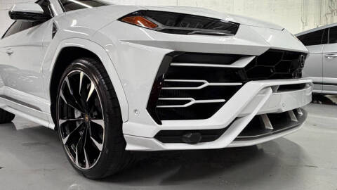 2020 Lamborghini Urus