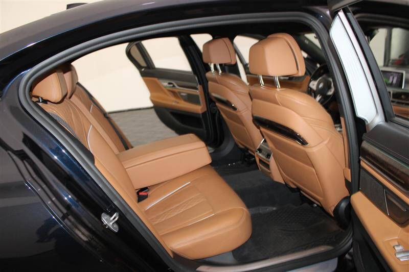 2021 BMW 7 Series 750i xDrive