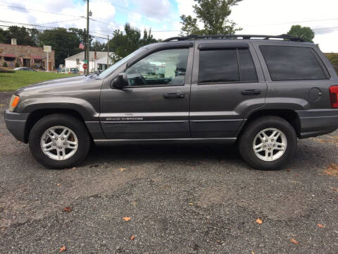 2004 Jeep Grand Cherokee for sale at MILLDALE AUTO SALES in Portland CT