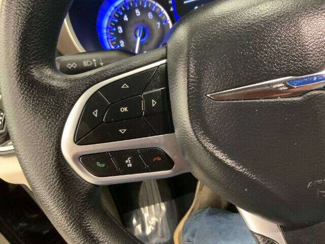 2020 Chrysler Voyager LX