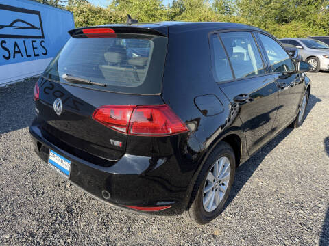 2016 Volkswagen Golf TSI S