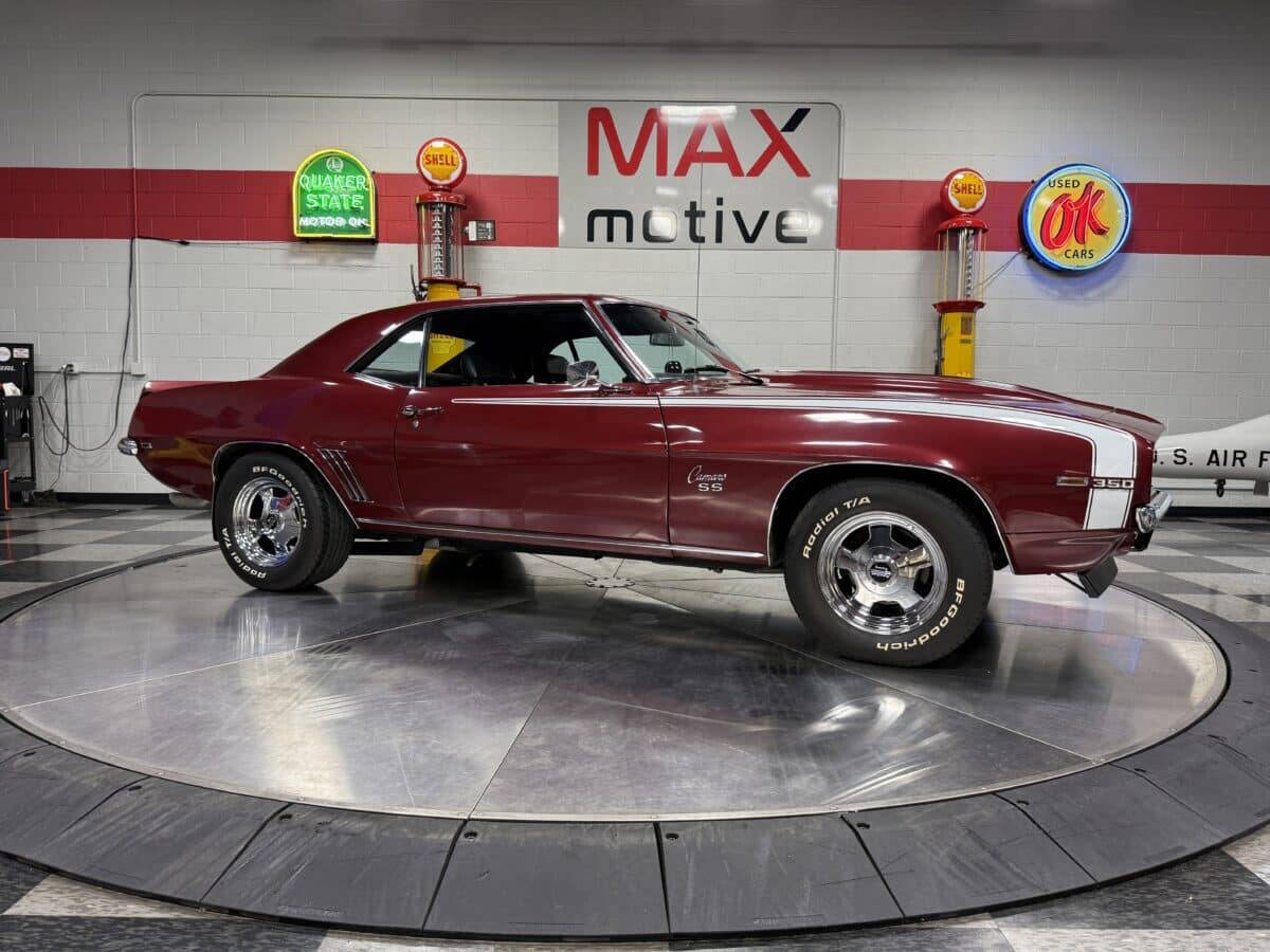 1969 Chevrolet Camaro 1