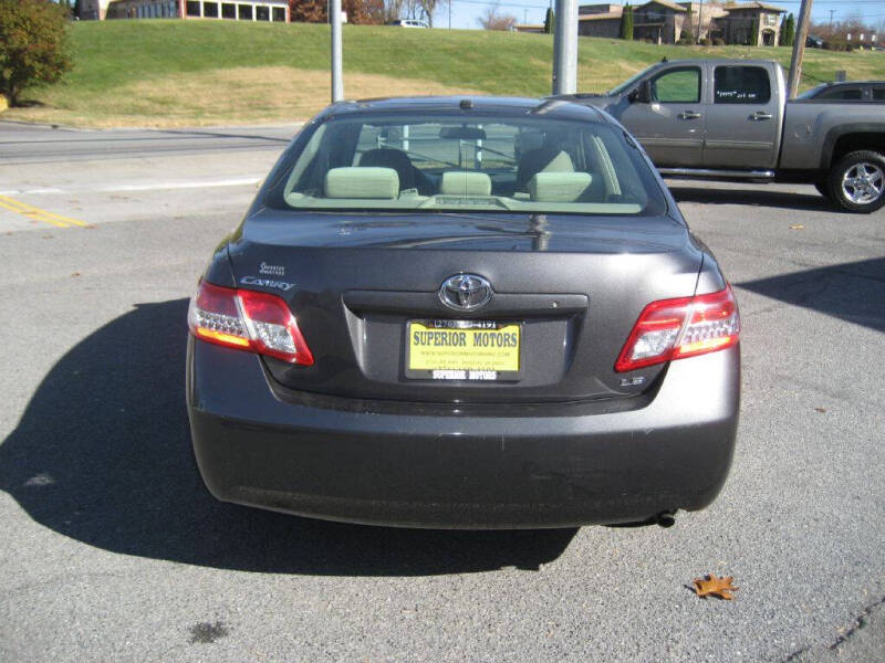 2011 Toyota Camry LE