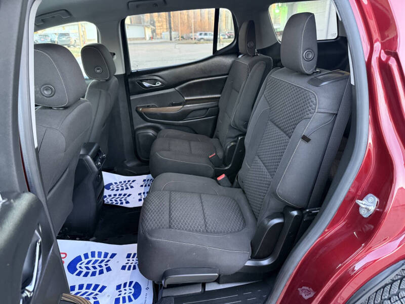 2017 GMC Acadia SLE-2