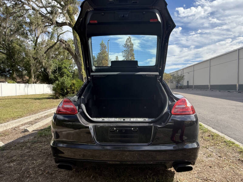 2011 Porsche Panamera 4