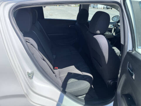 2016 Chevrolet Sonic LT Auto