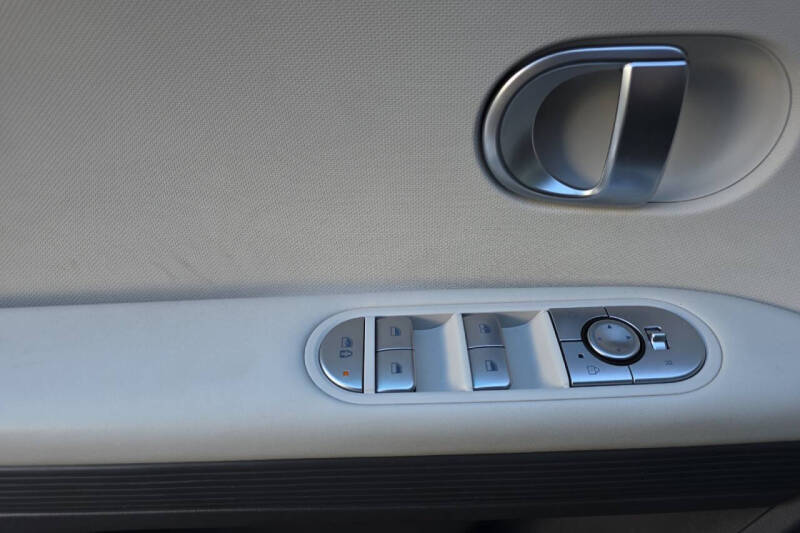 2023 Hyundai Ioniq 5 SE