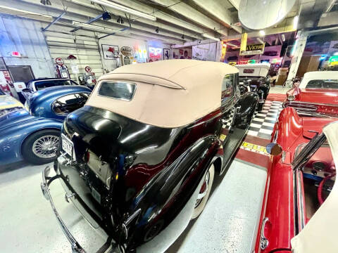 1939 Packard Caribbean