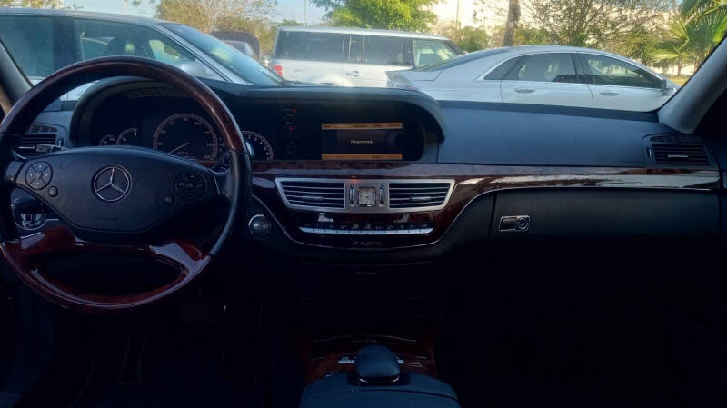 2013 Mercedes-Benz S-Class S 550 4MATIC