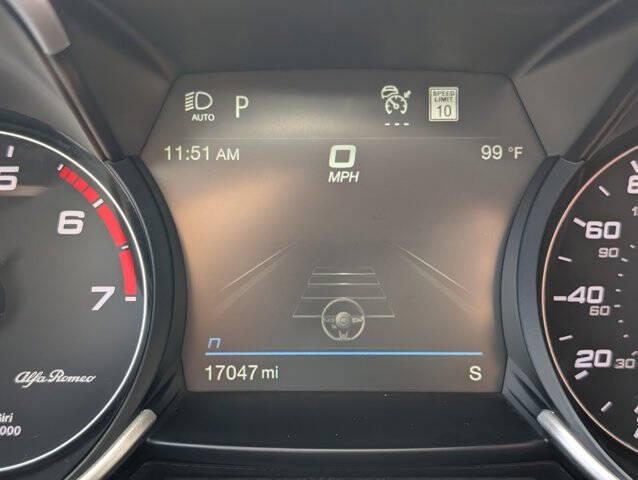 2023 Alfa Romeo Giulia Veloce