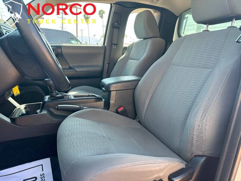 2018 Toyota Tacoma SR