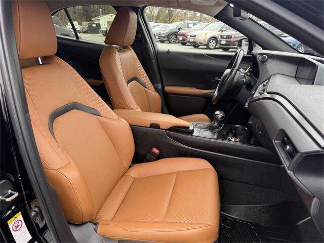 2019 Lexus UX 250h Luxury