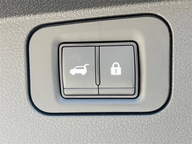 2025 Nissan Armada Platinum