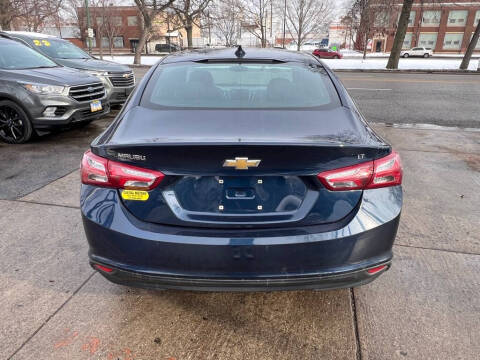 2022 Chevrolet Malibu LT