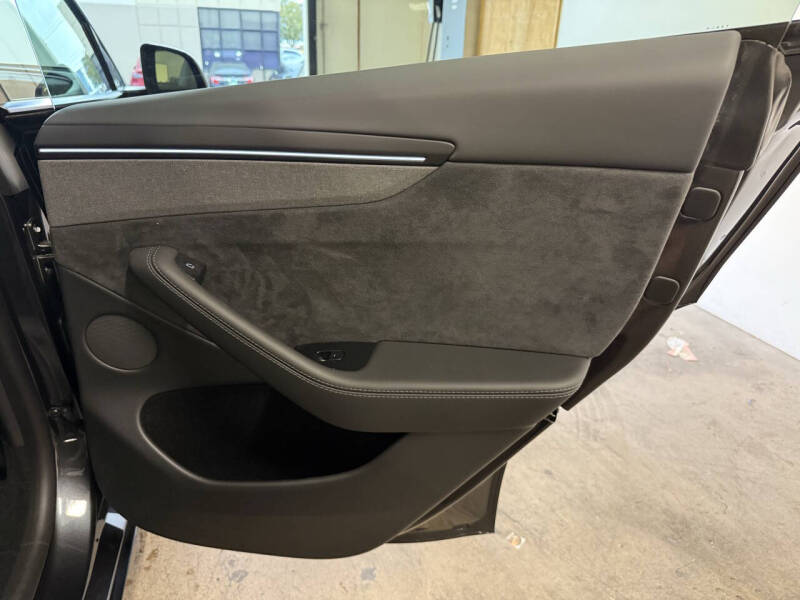 2026 Tesla Model Y Long Range