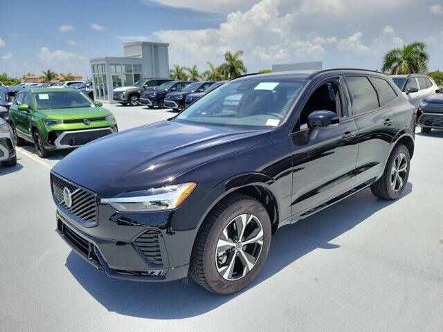 2026 Volvo XC60 B5 Core