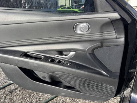 2022 Hyundai Elantra