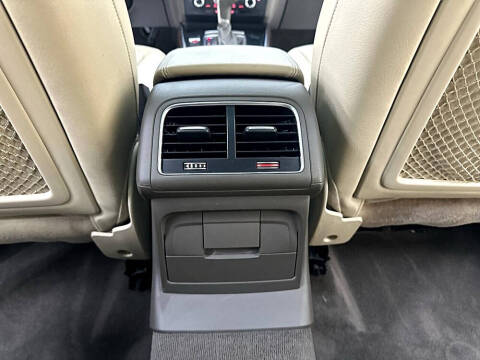 2015 Audi Q5 2.0T quattro Premium Plus