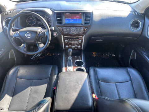 2014 Nissan Pathfinder Platinum