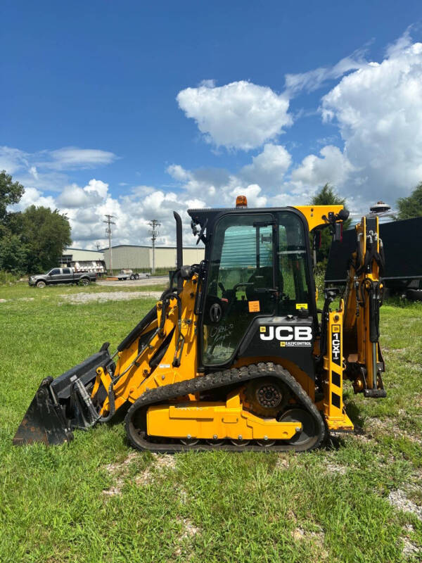 2019 JCB 1CXT-HF Skid steer