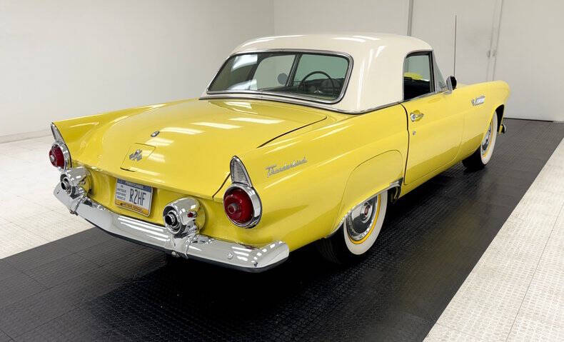 1955 Ford Thunderbird