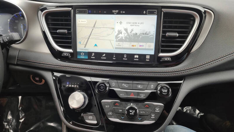 2026 Chrysler Pacifica Pinnacle