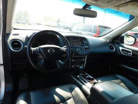 2013 Nissan Pathfinder Platinum