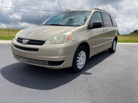 2004 Toyota Sienna for sale at WOOTEN AUTOMOTIVE, LLC in Landrum SC