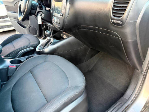 2019 Kia Soul +