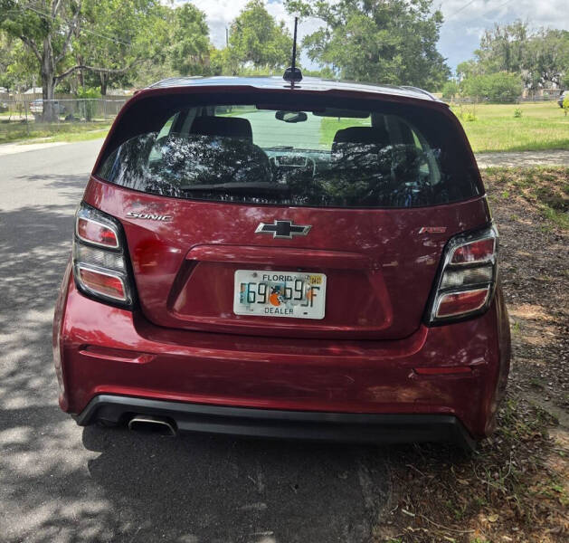 2019 Chevrolet Sonic LT Auto