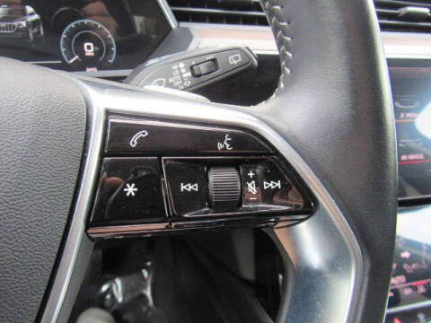 2019 Audi e-tron quattro Prestige