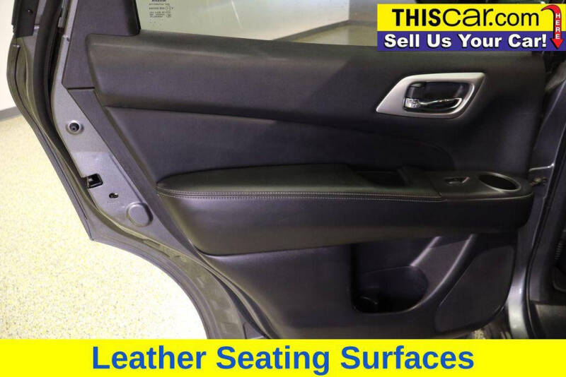 2020 Nissan Pathfinder SL