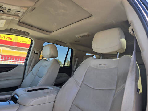 2015 Cadillac Escalade Luxury