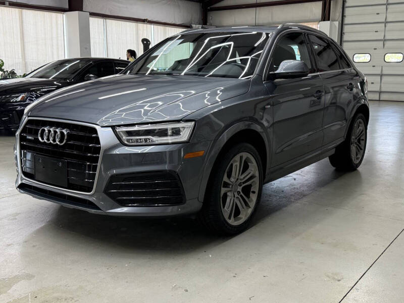2016 Audi Q3 2.0T quattro Prestige