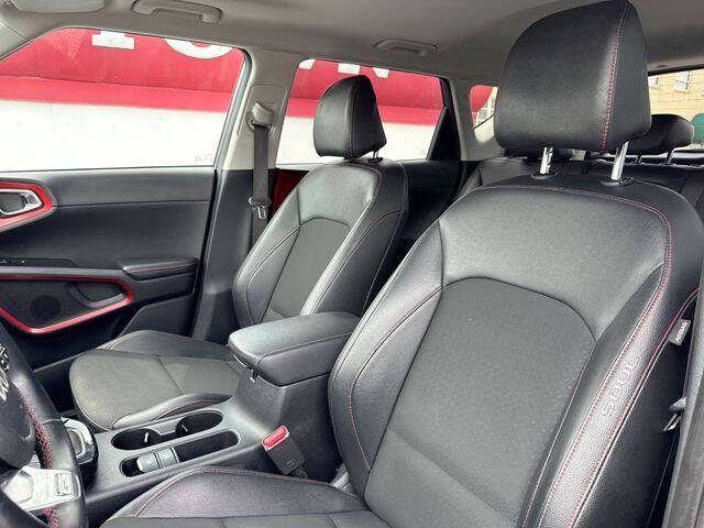 2023 Kia Soul GT-Line