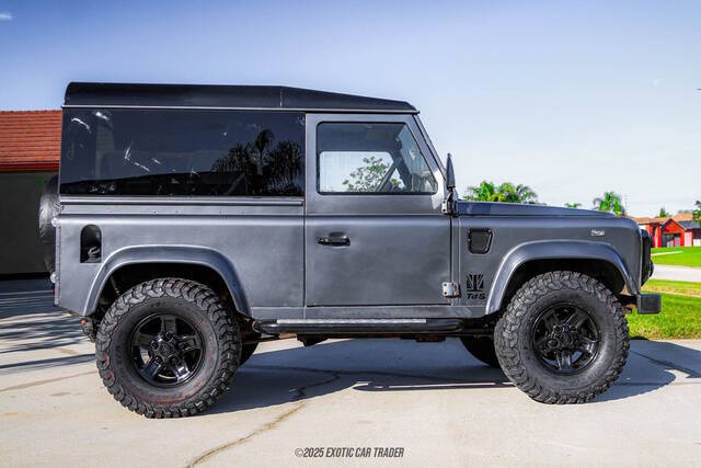 2000 Land Rover Defender