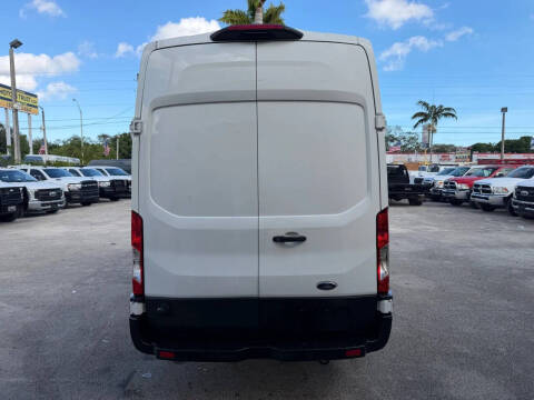 2023 Ford Transit 250